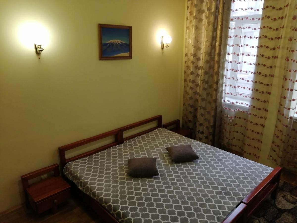Apartament-Minihotel Elpida Lviv Exteriör bild