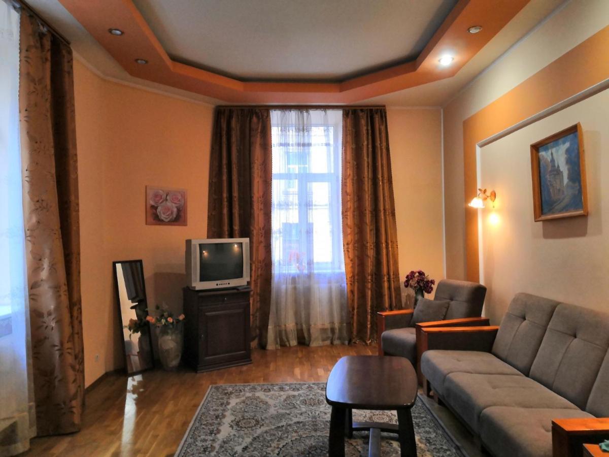 Apartament-Minihotel Elpida Lviv Exteriör bild