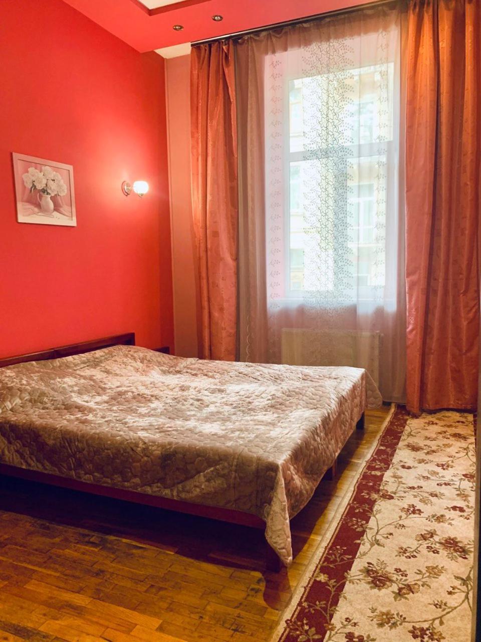 Apartament-Minihotel Elpida Lviv Exteriör bild