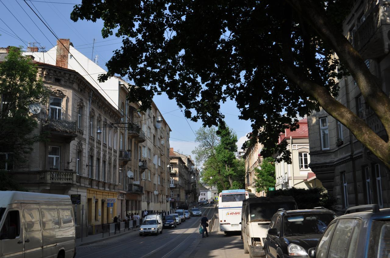 Apartament-Minihotel Elpida Lviv Exteriör bild